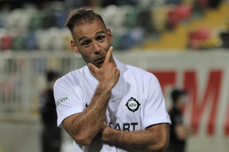 Marco Paixao: K&uuml;mede kalmak i&ccedil;in takımıma yardımcı olmak istiyorum