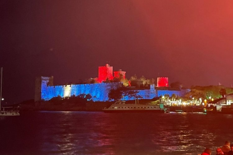 Bodrum Kalesi'nde polis haftasına dikkat &ccedil;ekildi