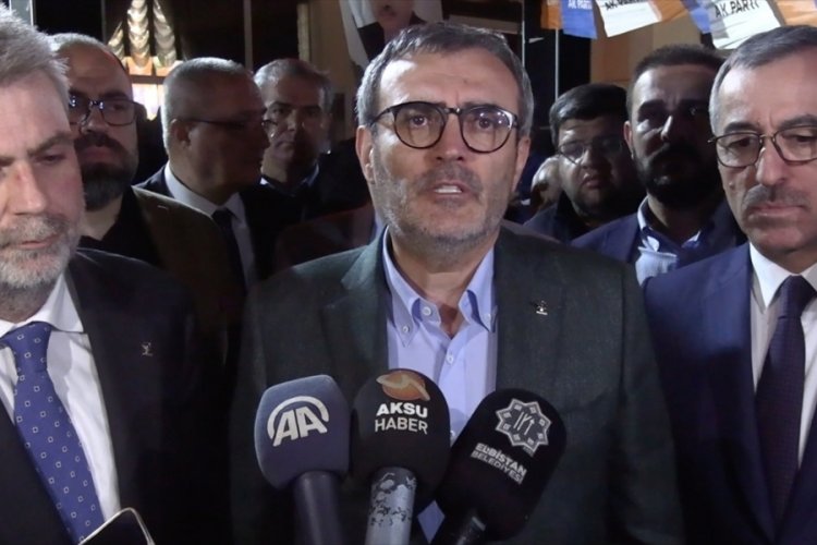 Mahir &Uuml;nal, hemşehrileriyle iftar yaptı
