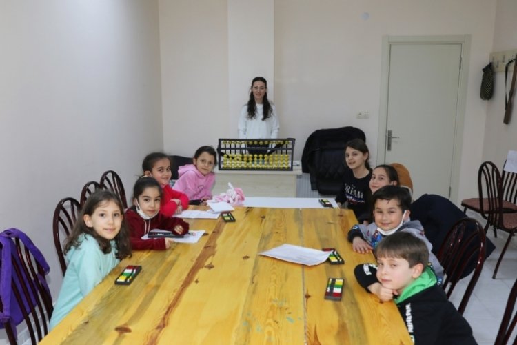 Bursa'da Mudanya Belediyesi &ccedil;ocuklar i&ccedil;in &ccedil;alışıyor
