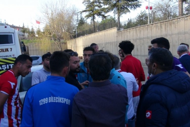 Sahadaki tartışma soyunma odasına kadar taşındı