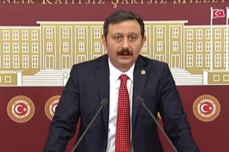 AK Parti, Din dersi kararına tepki g&ouml;sterdi