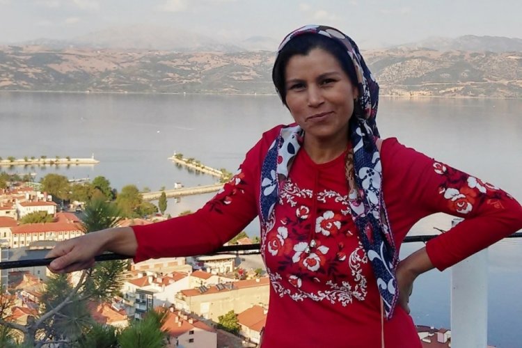 Eşini tandırda yakan Emel'e m&uuml;ebbet