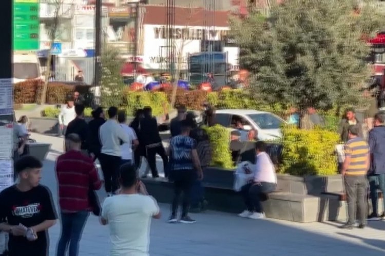 Esenyurt Meydanı'nda yumruklu kavga