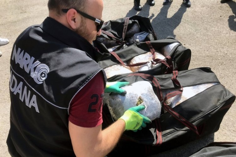 Adana'da esrara 'kahve' kamuflajı