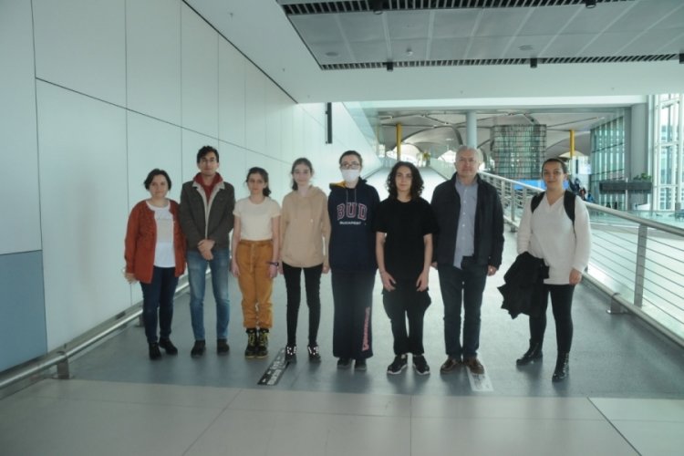 Matematik&ccedil;i kız &ouml;ğrenciler yurda d&ouml;nd&uuml;
