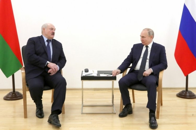 Vladimir Putin, mevkidaşı Lukaşenko ile bir araya geldi