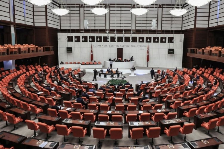 TBMM'de muhalefet partilerinin grup &ouml;nerileri reddedildi