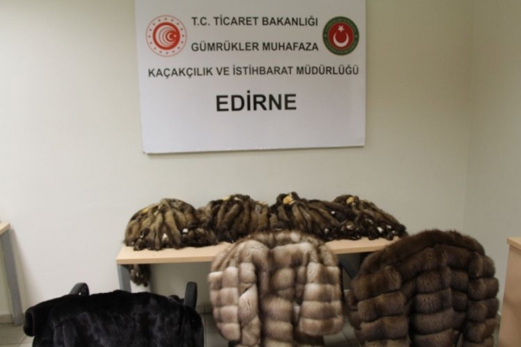 Kapıkule'de 23 milyon liralık ka&ccedil;ak eşya ele ge&ccedil;irildi
