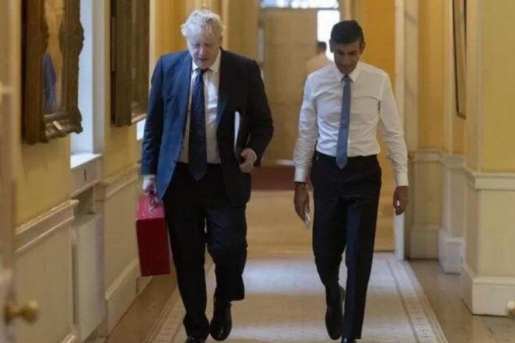 Başbakan Johnson ve Bakan Sunak, istifa &ccedil;ağrılarını reddetti