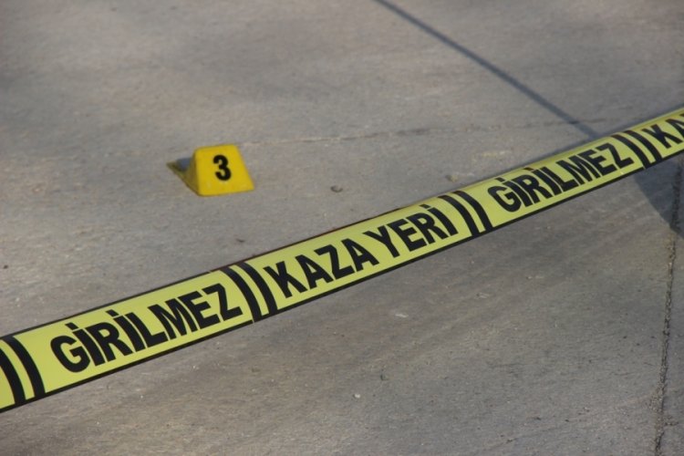 &Ccedil;alıştığı akaryakıt istasyonunda kurşunların hedefi oldu