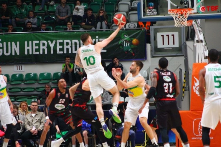 Frutti Extra Bursaspor'dan bir galibiyet daha