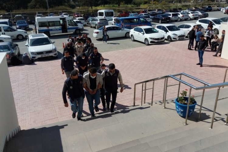 Ter&ouml;r propagandası yapan 7 kişi serbest
