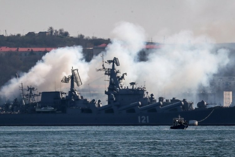 Ukrayna ordusu, Rus kruvaz&ouml;r&uuml; vurdu