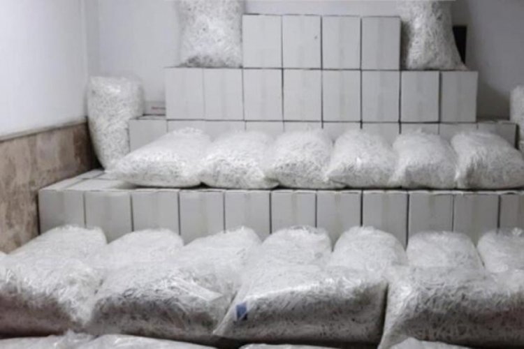 Adana'da ka&ccedil;ak makaron ve sigara operasyonu yapıldı