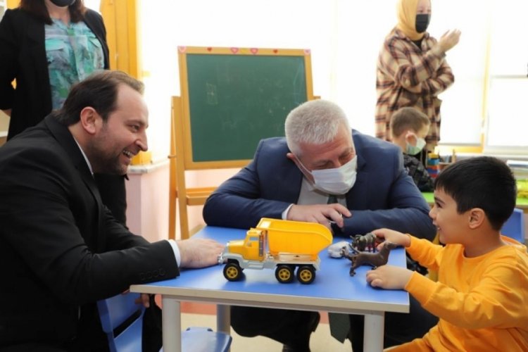 Bursa'da tedavi g&ouml;ren &ccedil;ocuklar eğitimden geri kalmayacak