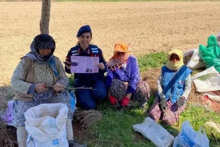 Kadın astsubaylar KADES uygulamasını anlattı