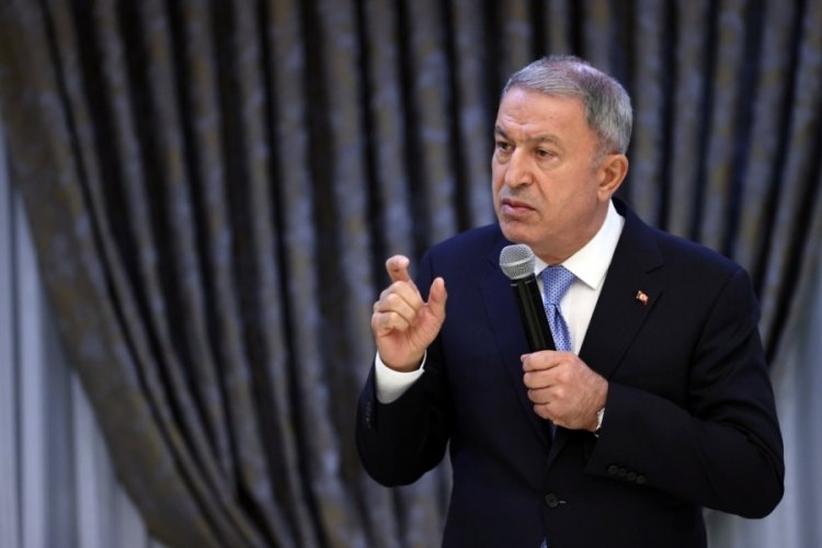 Bakan Akar ve komutanlar iftar programında bir araya geldi
