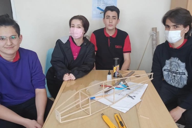 TEKNOFEST'te Bursa r&uuml;zgarı