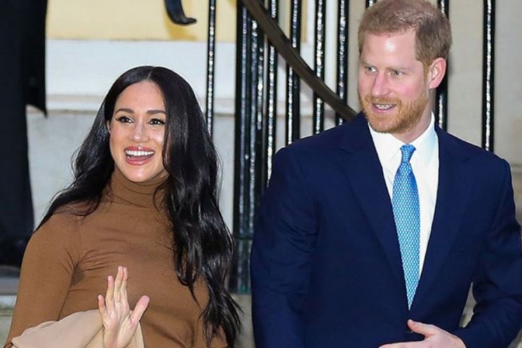 Prens Harry ve Megan Markle'den Krali&ccedil;e'ye ziyaret