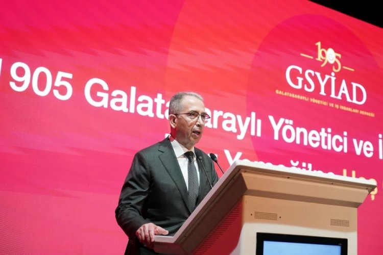 Metin &Ouml;zt&uuml;rk: Başka takımlarla l&uuml;zumsuz polemik bize uymaz