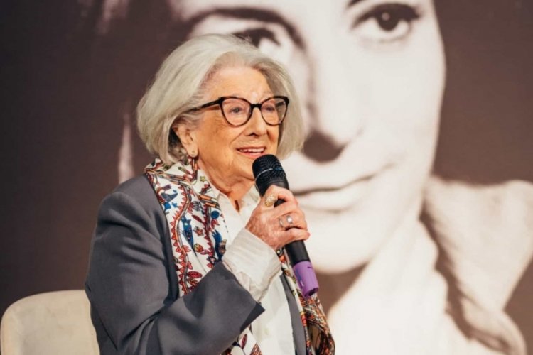 &Uuml;nl&uuml; oyuncu Eunice Munoz hayatını kaybetti
