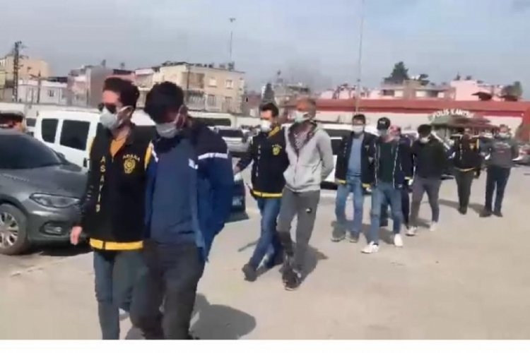Malzeme &ccedil;alan 5 hırsız tutuklandı