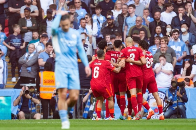 FA Cup'ta ilk finalist Liverpool oldu