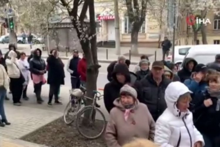 Ukrayna'daki M&uuml;sl&uuml;manlardan, sivillere yardım kampanyası