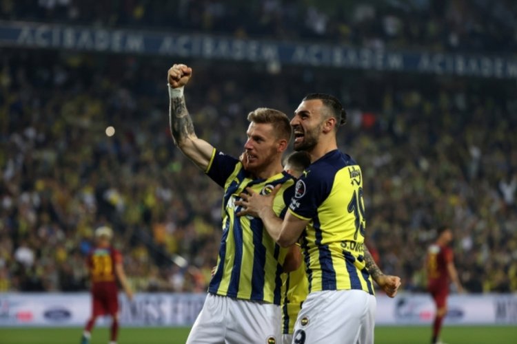 Fenerbah&ccedil;e'den &uuml;st &uuml;ste 5. galibiyet