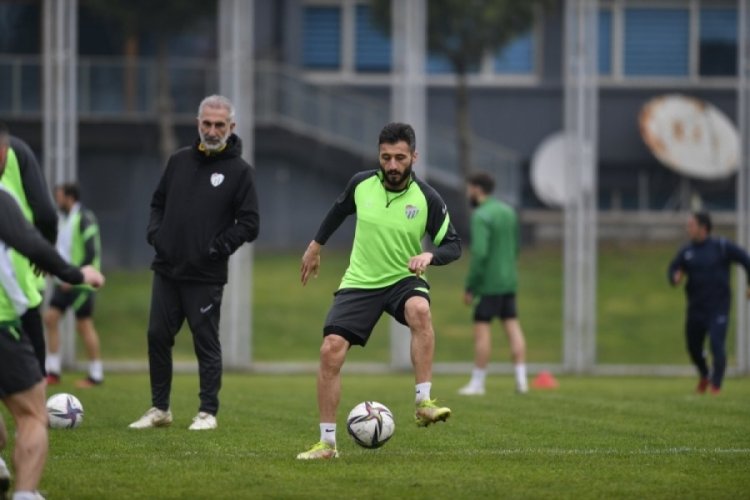 Bursaspor'da Gen&ccedil;lerbirliği hazırlıkları devam ediyor