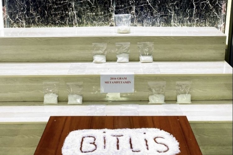 2 kilo 16 gram Metanfetamin ele ge&ccedil;irildi