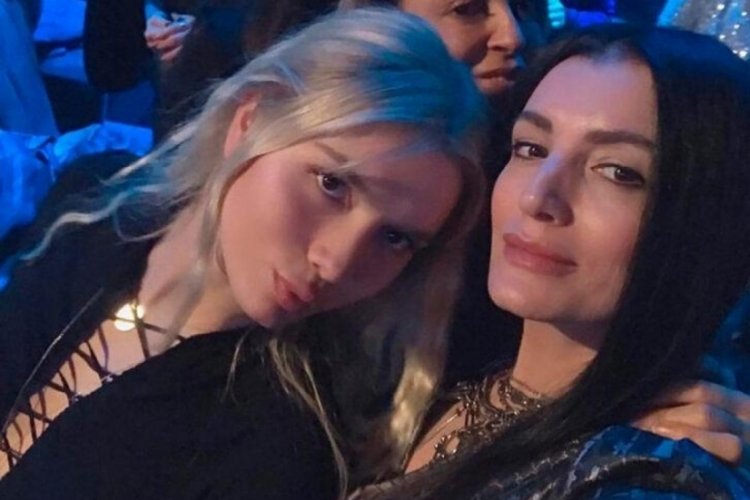 Havva &Ouml;ztel kızı Aleyna'yı destekledi