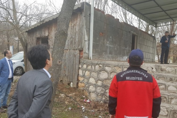 Bursa'da Bozağa&ccedil; Yaylası i&ccedil;indeki binayı talan ettiler