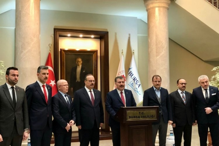 Fahrettin Koca Bursa'nın vaka sayısını a&ccedil;ıkladı