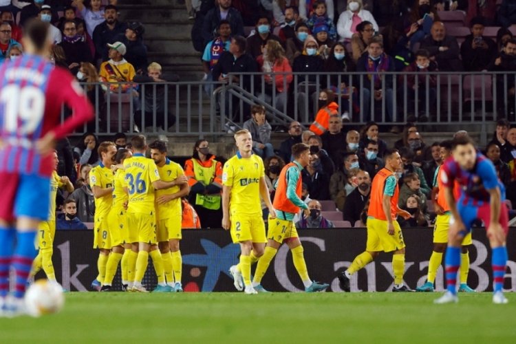 Cadiz'den Nou Camp'ta tarihi galibiyet!