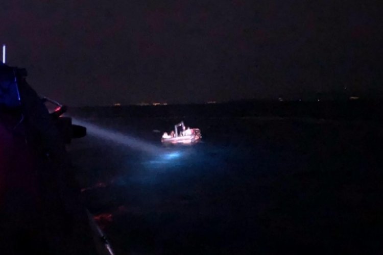 Balıkesir'de 19 g&ouml;&ccedil;men kurtarıldı
