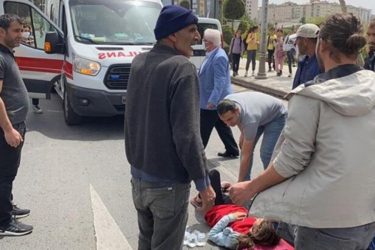 13 yaşlarındaki kız &ccedil;ocuğu okul d&ouml;n&uuml;ş&uuml; yaralandı