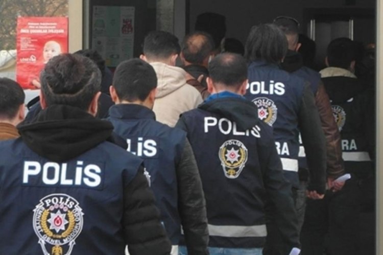 İşkence olayına karışan &ccedil;etenin &uuml;yeleri yakalandı