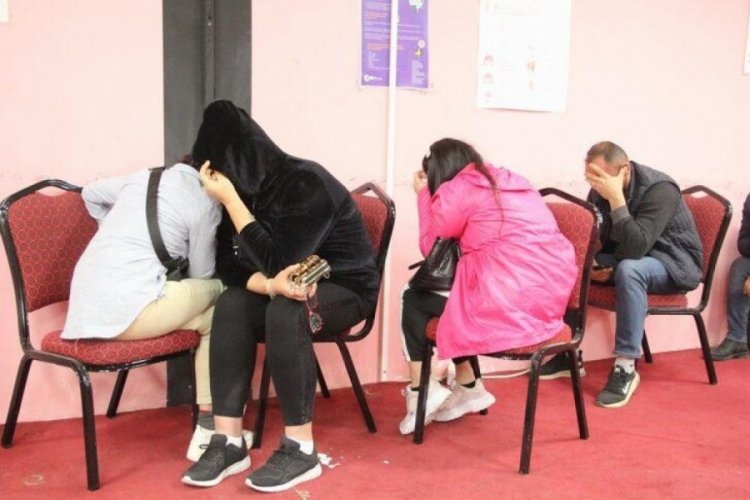 İzmir'de kumar baskınında akılalmaz detay