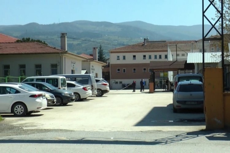 Sakarya'da kavga ederken d&uuml;şen Enes &ouml;ld&uuml;