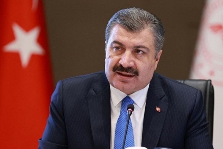 Sağlık Bakanı Koca m&uuml;jdeleri peş peşe duyurdu