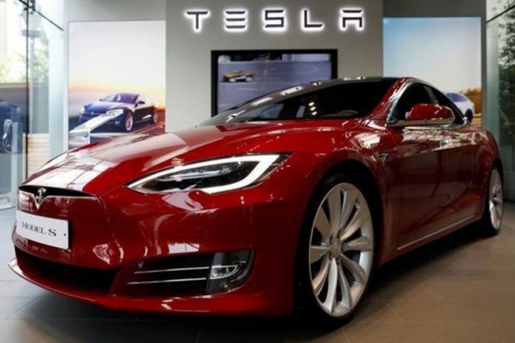 Tesla'dan rekor k&acirc;r