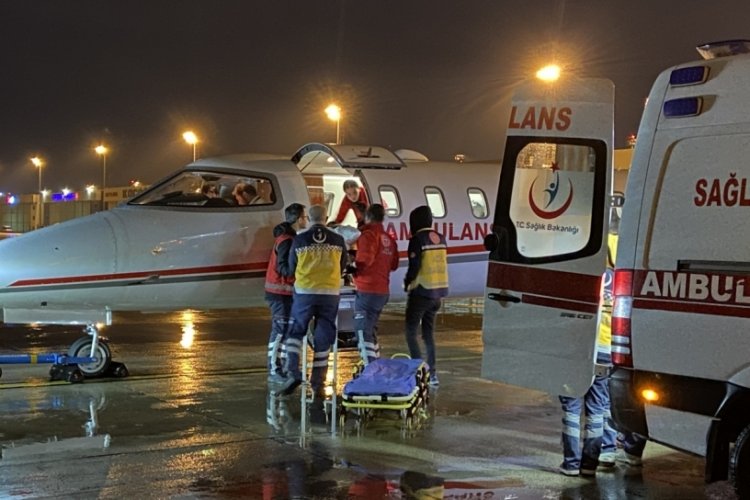 Fas ve Mısır'daki iki T&uuml;rk hasta, ambulans u&ccedil;akla T&uuml;rkiye'ye getirildi