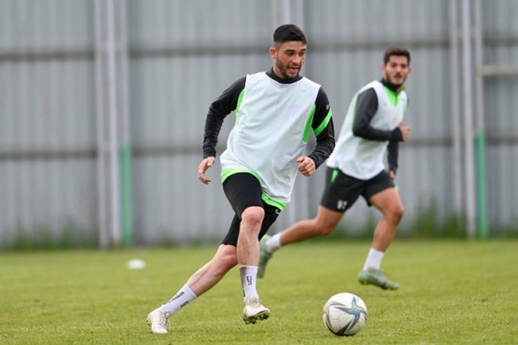Bursaspor'da Denizli hazırlıkları s&uuml;r&uuml;yor