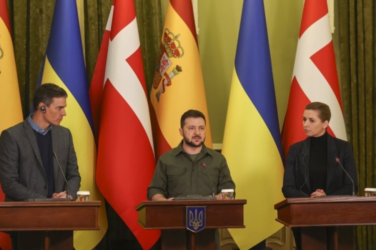 Zelenski: &Ouml;n&uuml;m&uuml;zdeki g&uuml;nler geleceğimizi belirleyecek