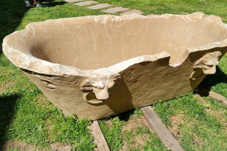 Bu k&uuml;vet 1800 yıllık
