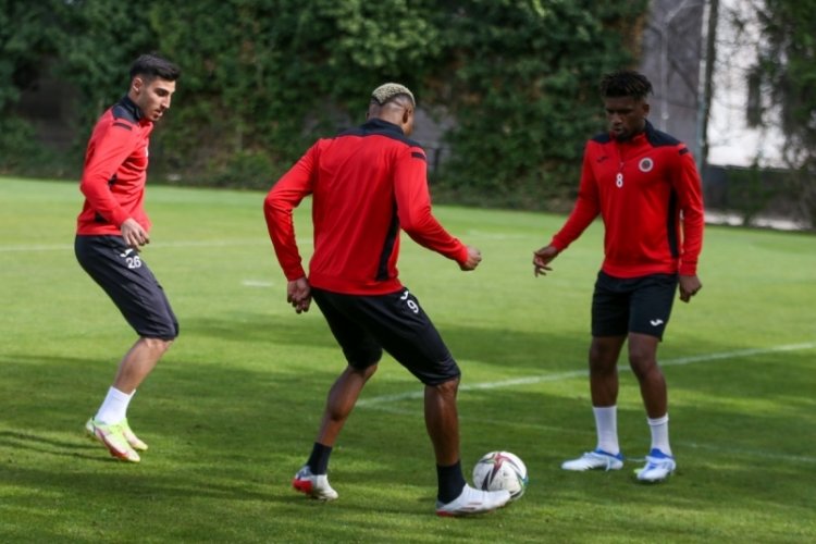 Gen&ccedil;lerbirliği'nin rakibi Bandırmaspor