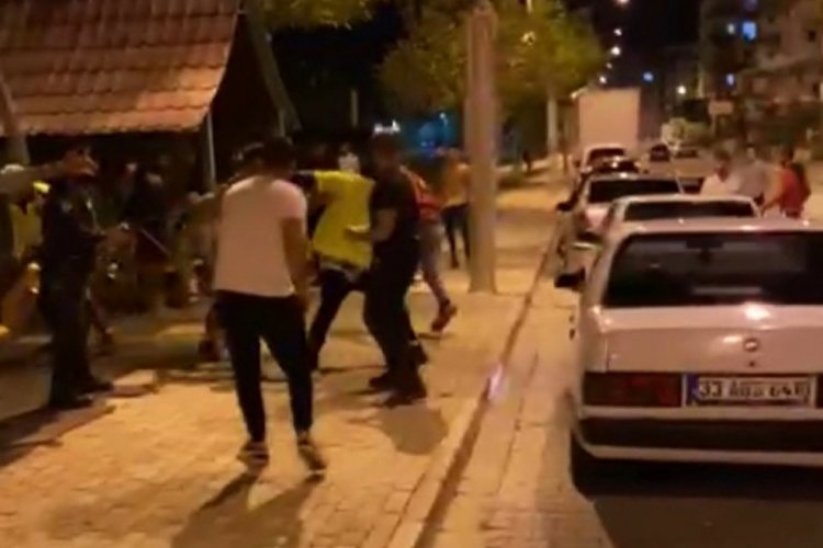 Alkol alan 3 kişi polisleri darp etti