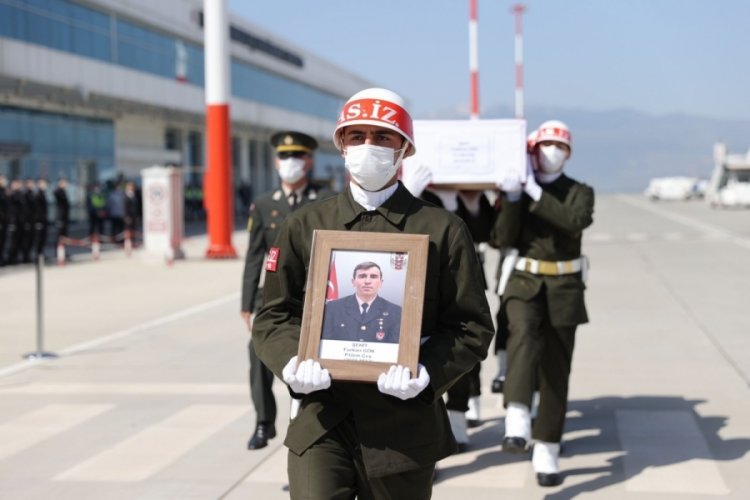Şehit Piyade Uzman &Ccedil;avuş Furkan G&ouml;k'&uuml;n naaşı memleketine getirildi